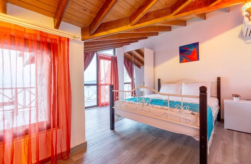 Karaburun Hotel | Tasada Otel