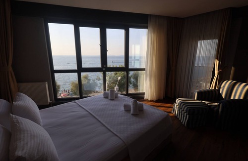 Cinarcik Bed & Breakfast | Tasliman Otel