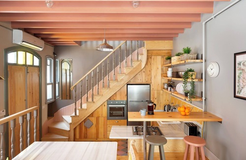 Istanbul City Center House | Tastefully Decorated Historical House with Aircon, Wifi, Fully Equipped Kitchen