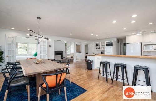 Saugatuck House | Tate House