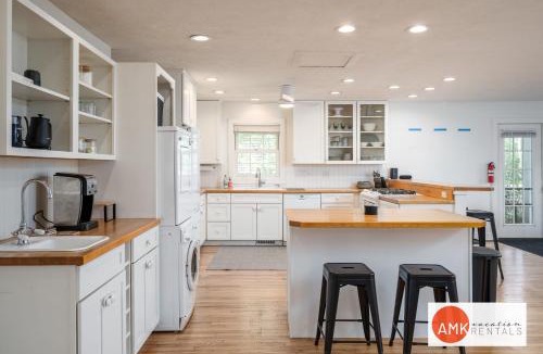 Saugatuck House | Tate House