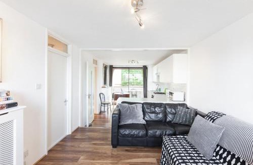 South Bank Apartment | Tate Modern River View