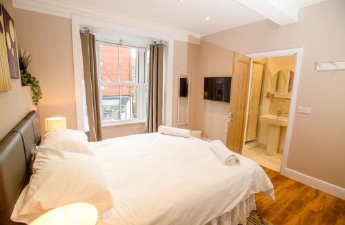Lincoln House | Tavmar Accommodation