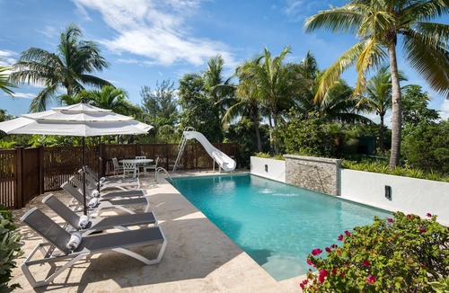 The Bight House | TC Villas -Conch Beach -Luxe Family Retreat w/Pool, Hot Tub & Pickleball
