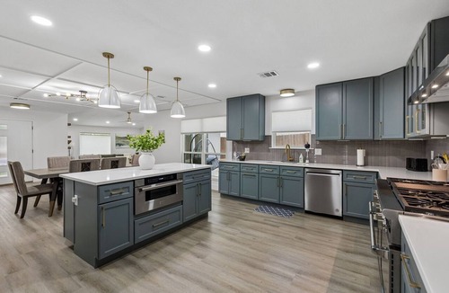 Lake Highlands House | TCH - Spacious 4 bed/3 bath in Dallas with Yard