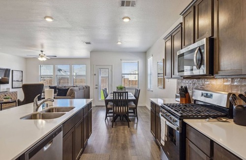 Weston House | TCH - Spacious 5bd/3ba home in Celina w/Workspace