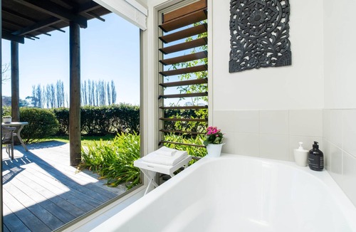Te Awanga House | Te Awanga Cottages, Te Awanga Cottages - Awa