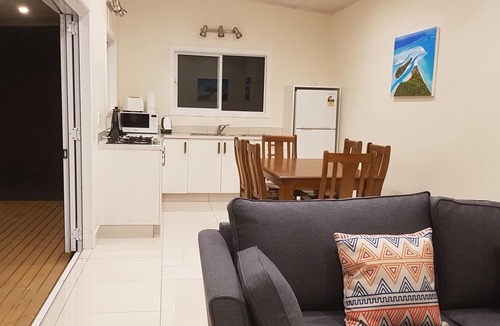 Tupapa Tapere Villa | Te Etu Villa