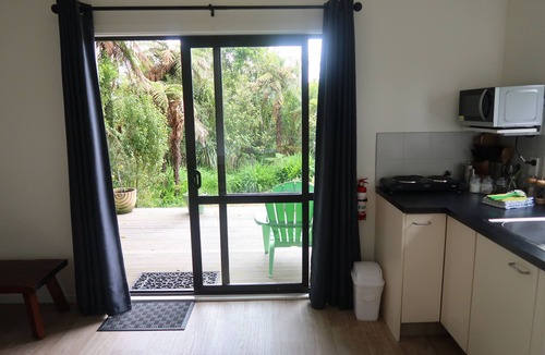 Punakaiki Hostel | Te Nikau Retreat - Hostel