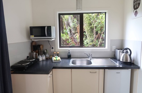 Punakaiki Hostel | Te Nikau Retreat - Hostel