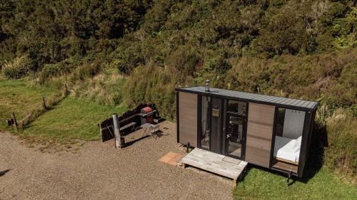 Shannon House | Te Paki Dam View X by Tiny Away