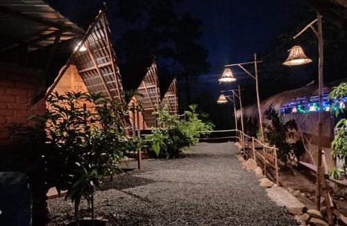 Ambavna House | teak trail