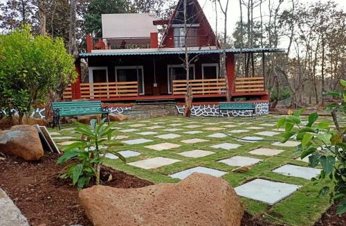 Ambavna House | teak trail
