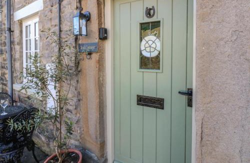 Middleham House | Teal Cottage