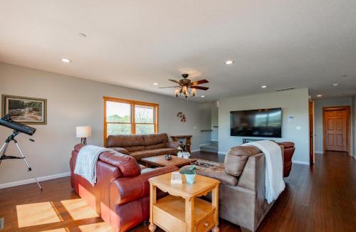 Waterfront Greens House | Tee Time