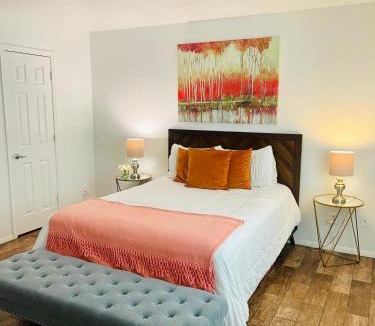 Tempe House | Tempe Escape with Heated Pool, Billiards & Firepit Fun