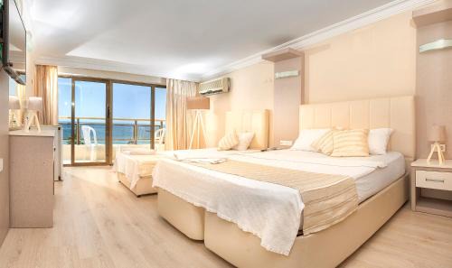 Altinkum Hotel | Temple Beach Hotel