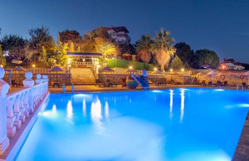 Altinkum Hotel | Temple Beach Hotel