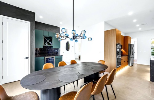 Arlington Park House | Temple of Time- Stunning new modern home w/pool