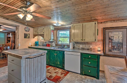 Greenbrier House | Tennessee Countryside Escape on 2 Acres!
