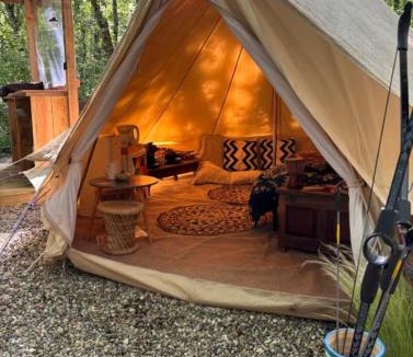 Boulazac-Isle-Manoire Other | Tente en jardin