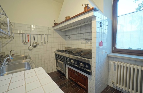 Casteldelci Villa | Tenuta d’Elci – Private Estate for 14 | Private Pool, Nature & Total Privacy