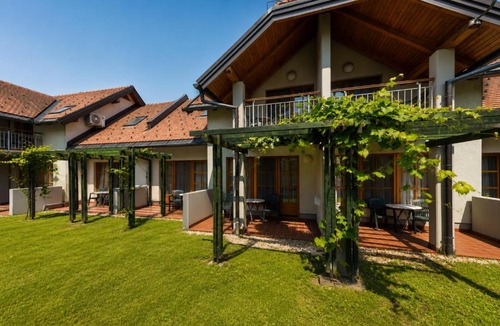 Verzej Hotel | Terme Banovci - Hotelsko naselje Zeleni gaj