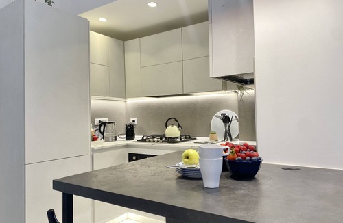 San Teodoro Apartment | TERMINAL apartment, 80 SQM apartment near the aquarium and the city center