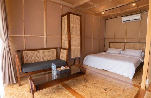 Watukarung Bed & Breakfast | Terra Clementia