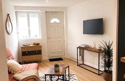 La Rochelle Apartment | TERRA Studio cosy et calme proche du centre avec parking TV et Wifi