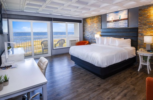 Escanaba Hotel | Terrace Bay Hotel
