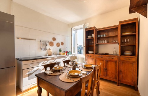 Torno Apartment | Terrace Over Torno