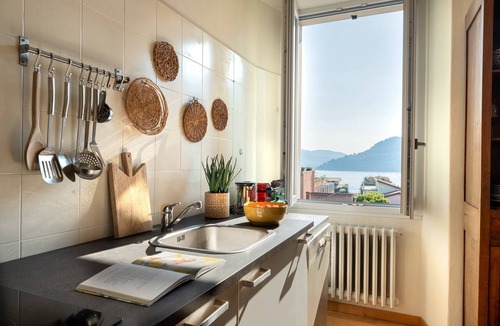 Torno Apartment | Terrace Over Torno