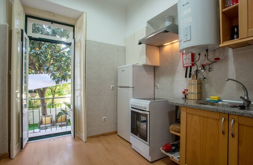 Lisbon Old Town Apartment | Terrace Tree Liverpool