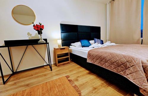 Chodov Apartment | TERRACE-VIEW 2BR PRAGUE APARTMENTS for Business & Leisure, FREE PARKING & Gym, Near Metro & Aqua Sport Centre
