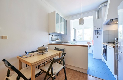 Alfama Apartment | TERRACE WITH RIVER VIEW * 1BD APT *