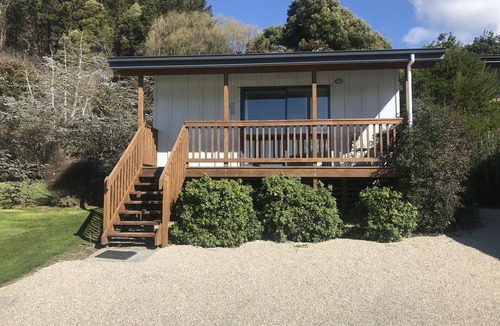 Riwaka Cottage | Terraced Chalets