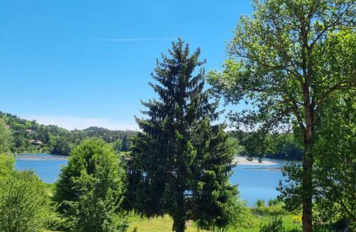 Aydat House | Terrasse du Couchant #Lac#Terrasse#Calme