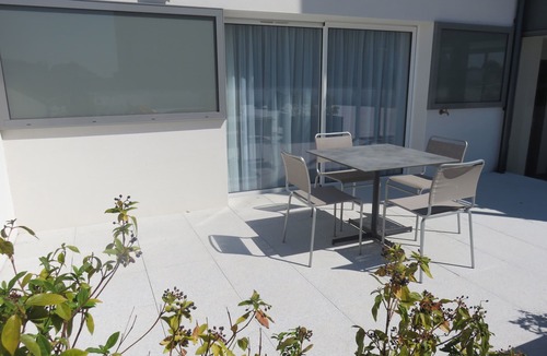 Bassins a Flot Condo | Terrasse privée | Apprt climatisé proche du centre