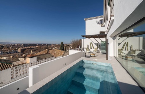 Genil Apartment | Terraza 6 · Private Pool & Terrace · Skyline Views