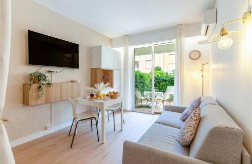 Beaulieu-sur-Mer Apartment | Terrazza Bella Pool - close to train station, city center and beach