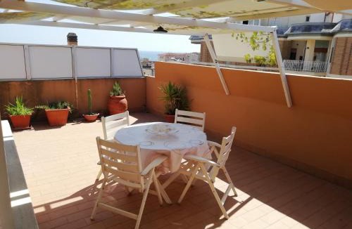Nettuno Apartment | Terrazza con vista