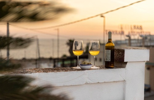 Capilungo Apartment | Terrazza delle Anfore Elegant Apartment with Rooftop by the sea, near Gallipoli