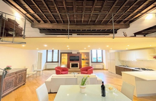 Spoleto Apartment | TERRAZZA DUOMO, SLPS 6, PEDESTRIAN CENTRE, 2 TERRACES + SENSATIONAL VIEWS