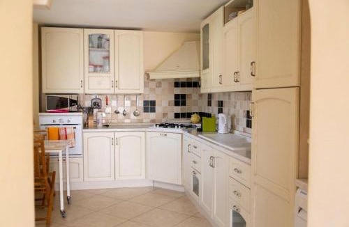 Picinisco Apartment | TERRAZZA PANORMICA PICINISCO, 3 CAMERE, 2 BAGNI CASA VACANZE COLLEPOSTA uno