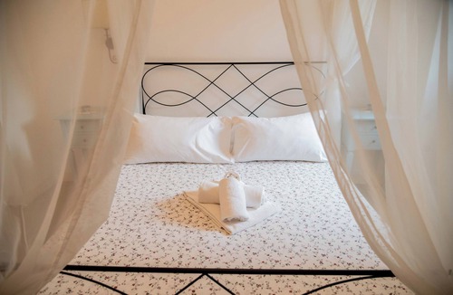 The Trulli of Alberobello Bed & Breakfast | Terrazza Sui Trulli