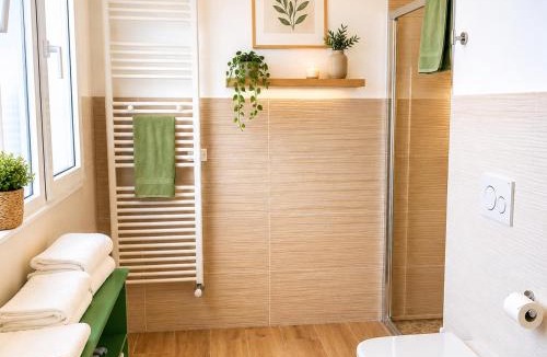 Monte San Pietro Bed & Breakfast | TerrazzaPonente