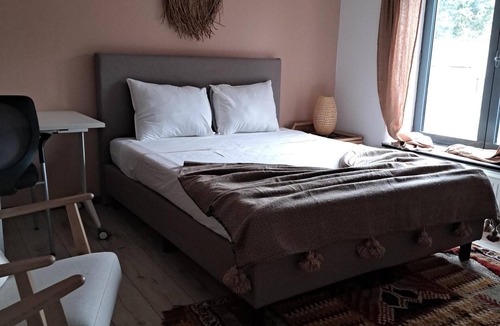 Lens House | Terre de Douar: en Amoureux, Pour Découvrir Pairi Daiza