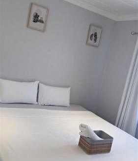 Malmesbury House | Terrys place