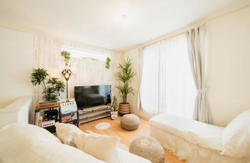 Yonashiroteruma House | Terusole